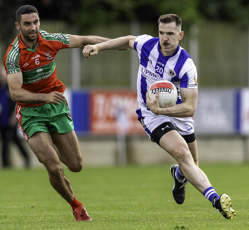 Senior Footballers clinch league title