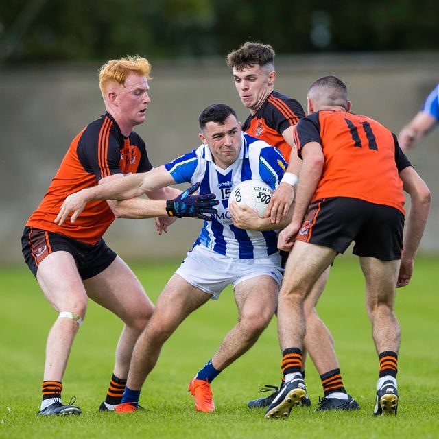 Senior footballers battle past Ballinteer to make it two wins from two