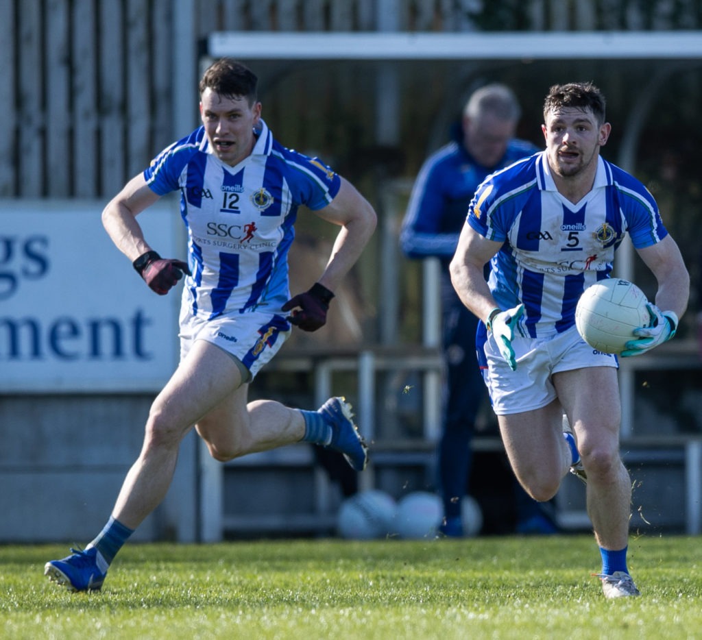 Senior Footballers start with a win